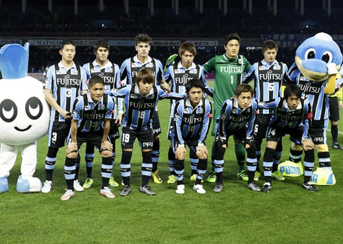 川崎フロンターレ 2016 3強を抜いた川崎フロンターレが見せる、最もモダンなサッカー | web